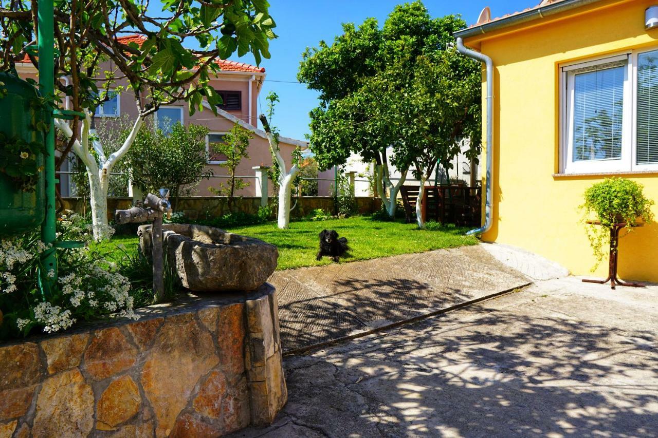 Ferienwohnung Apartman CRO Garden Zadar Exterior foto